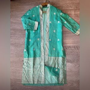 Vintage Chinese silk leisure jacket in seafoam green